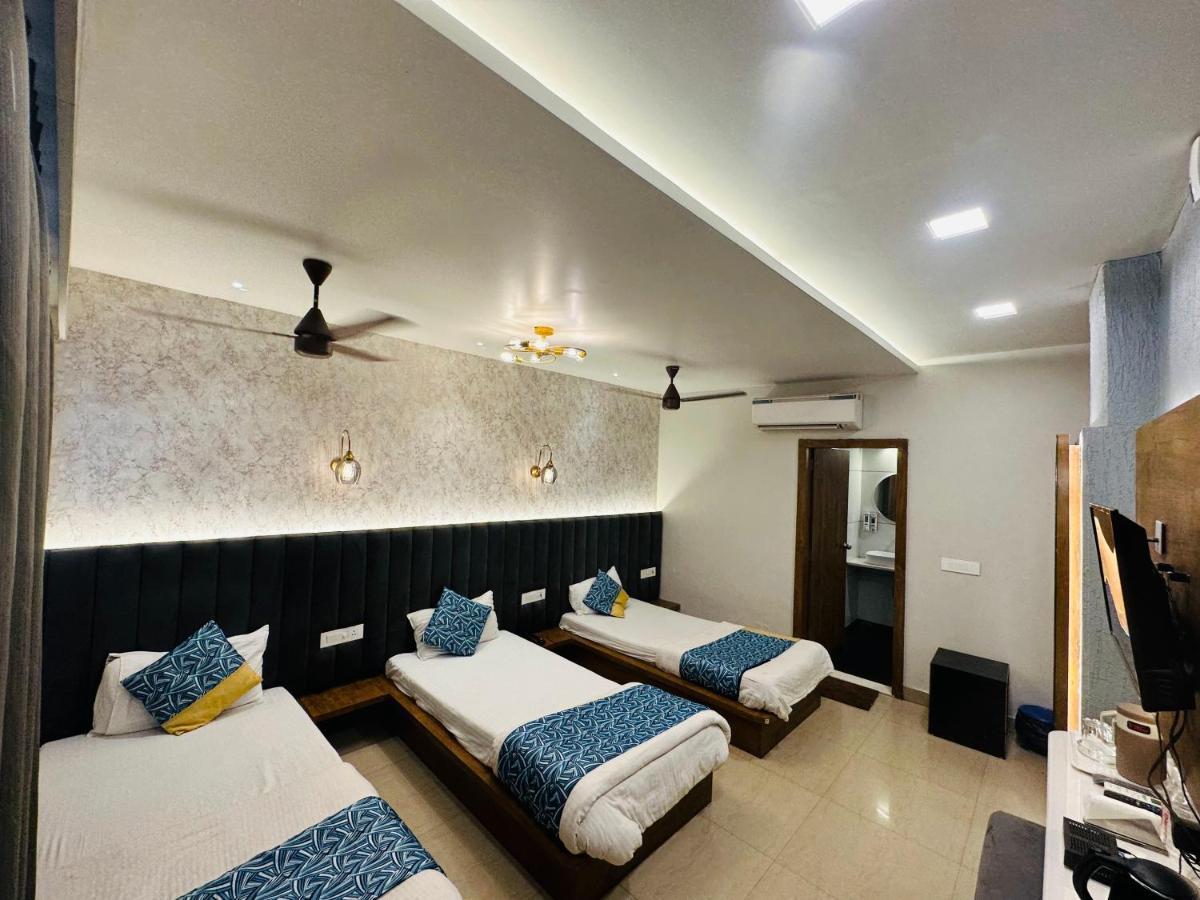Hotel Deva Inn Bénarès Extérieur photo