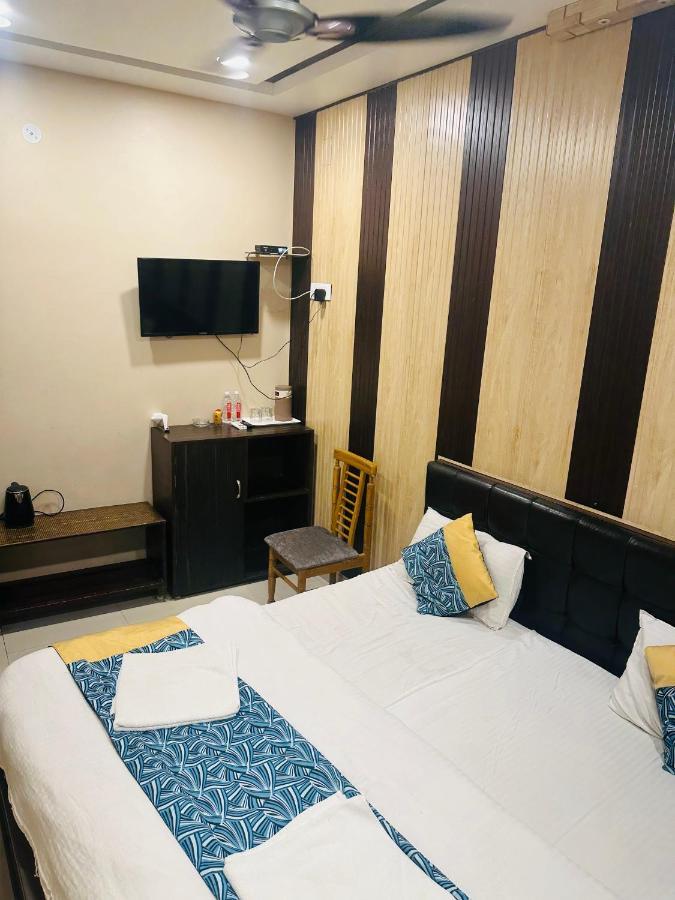 Hotel Deva Inn Bénarès Extérieur photo