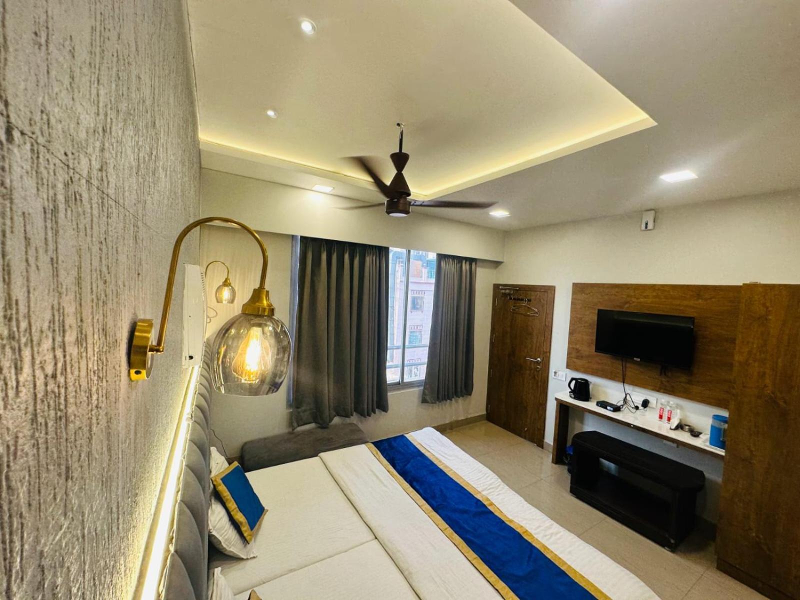 Hotel Deva Inn Bénarès Extérieur photo