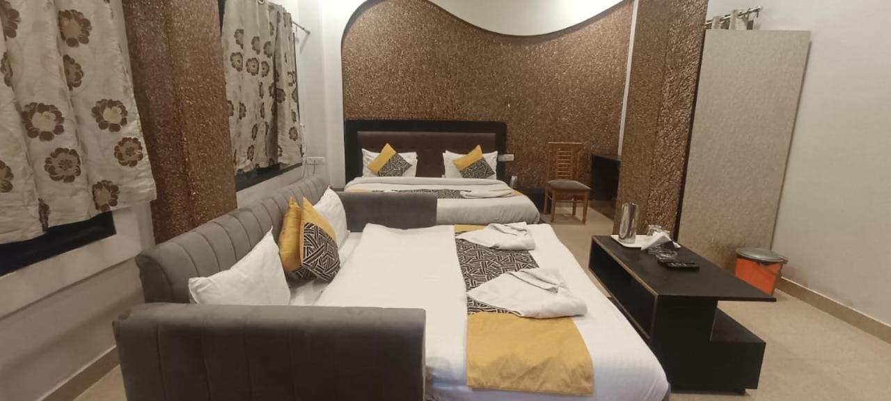 Hotel Deva Inn Bénarès Extérieur photo