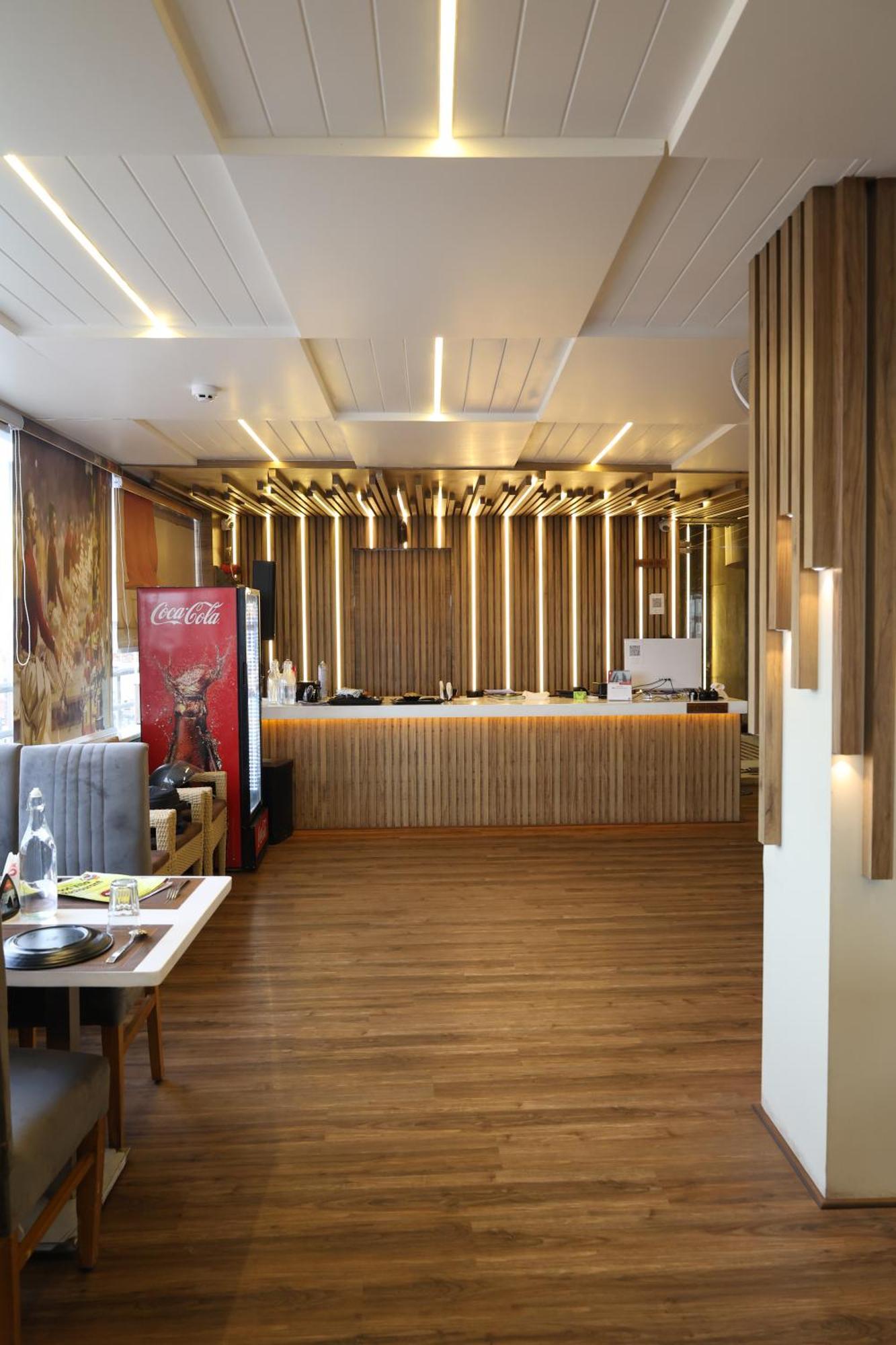 Hotel Deva Inn Bénarès Extérieur photo